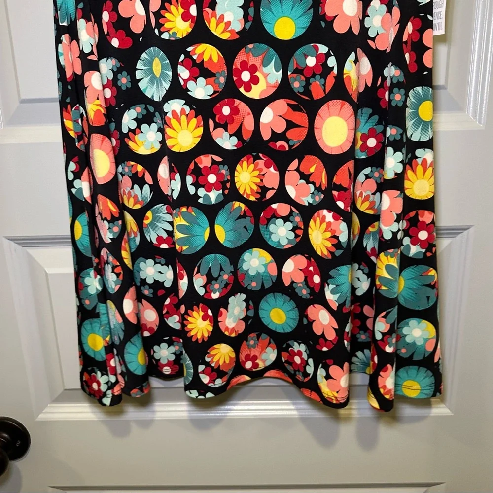 NWT LuLaRoe Multicolor Floral Print Azure Skirt size Small - Picture 7 of 9